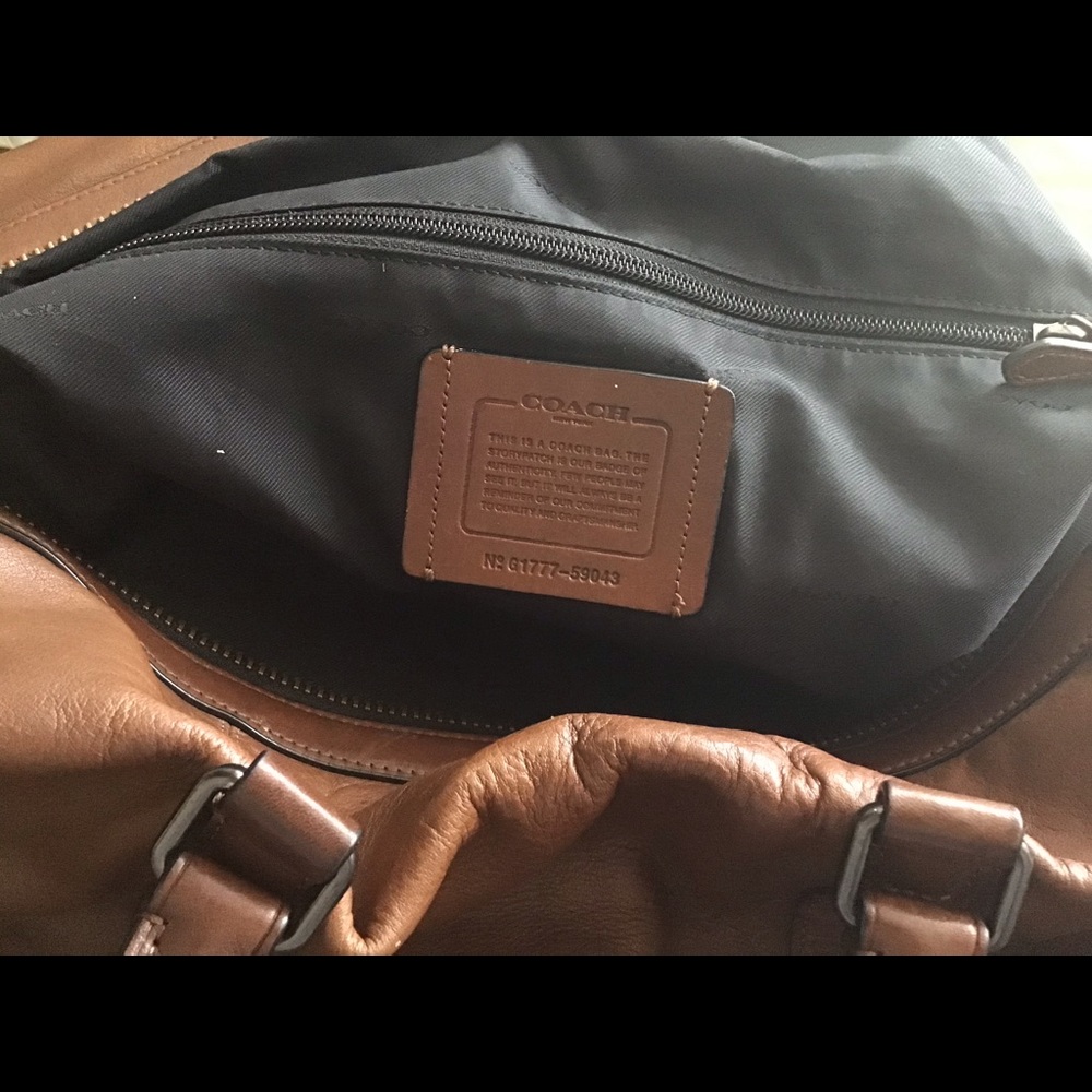 (AUTHENTIC) Coach Explorer Duffle bag